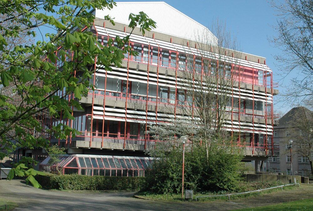 RWB Essen – Rundgang Gebäude – Seiteneingang