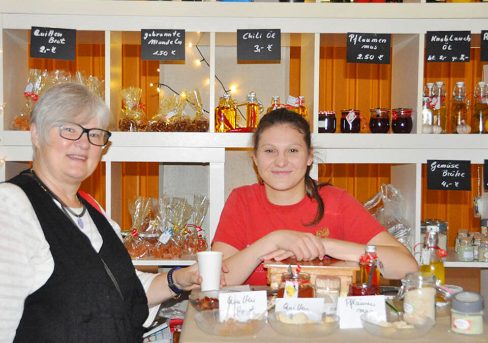 RWB Essen – Weihnachtsmarkt 2017 – Verkaufsstand für Süßes und Saures