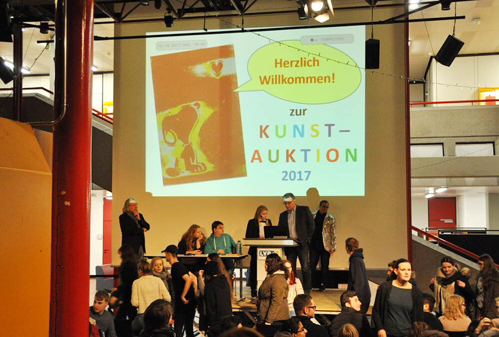 RWB Essen – Kunstauktion 2017 – Die Auktion beginnt.