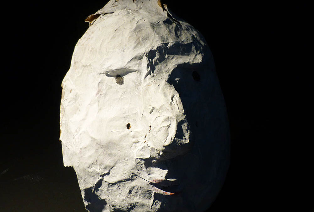 RWB Essen – Kunstprojekt „Alles Theater“ – Maske 2