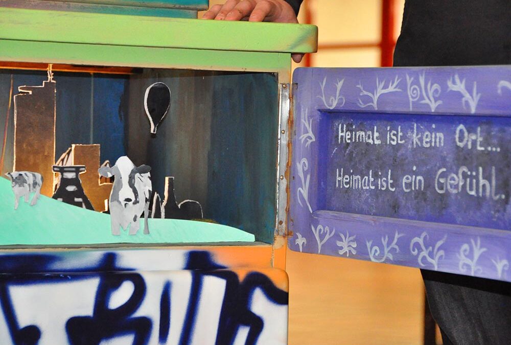 RWB Essen – Kunstprojekt „Alles Theater“ – Bühnenbild „Niederrhein und Ruhrgebiet als Heimat“