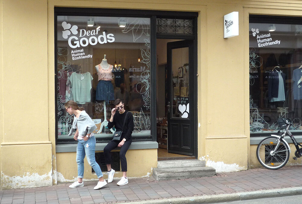 RWB Essen – Studienfahrt nach Augsburg – Eine Boutique für vegane Kleidung