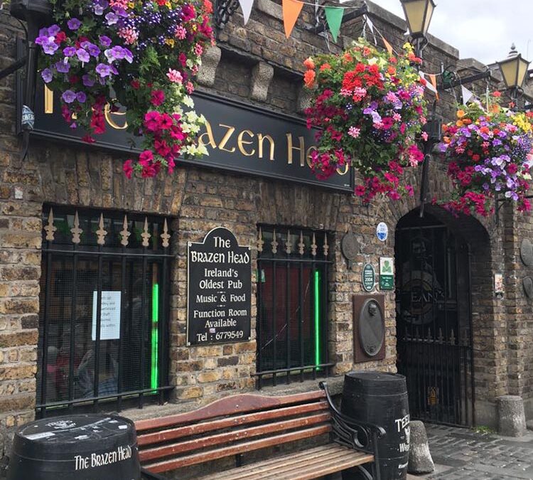 RWB Essen – Studienfahrt nach Dublin –  Besuch des Pubs Brazen Head