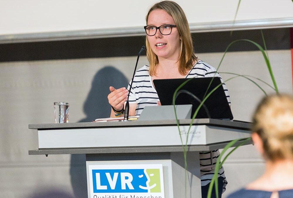 RWB Essen – Talentscouting am RWB – Vortrag von Luisa Wessel (ehemalige Schülerin des RWB Essen)