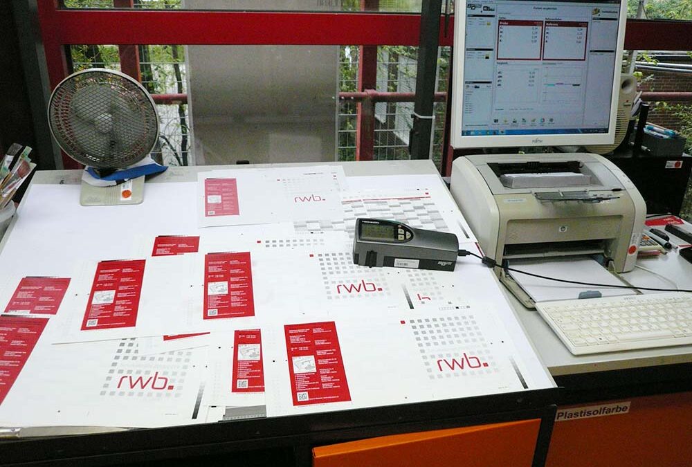 RWB Essen – Schulkalender 2018/2019 – Farbkontrolle  beim Druck