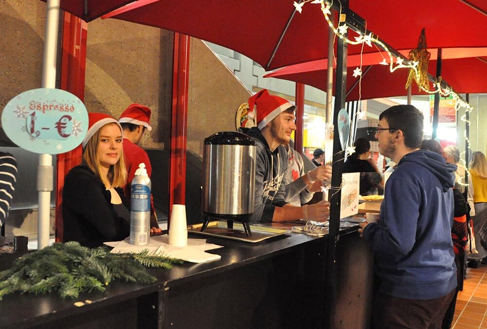 RWB Essen – Weihnachtsmarkt 2018 – Verkauf von Kaffee, Kakao, Waffeln und vielem mehr