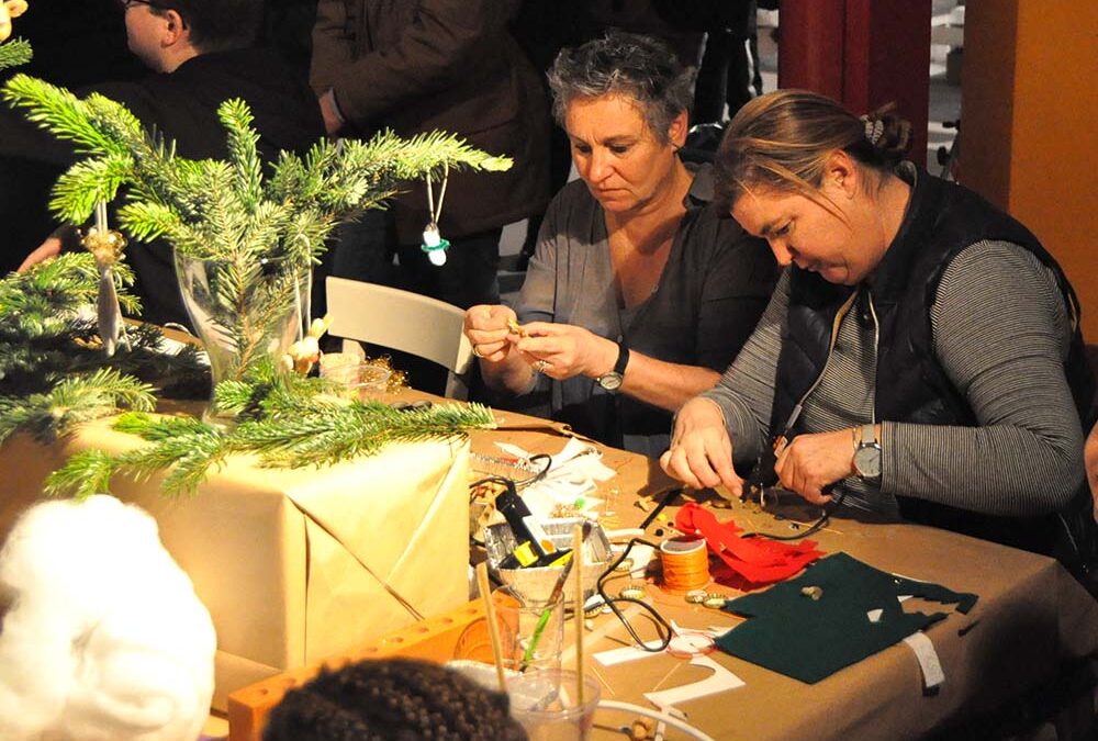 RWB Essen – Weihnachtsmarkt 2018 – Es wurde eifrig gebastelt.