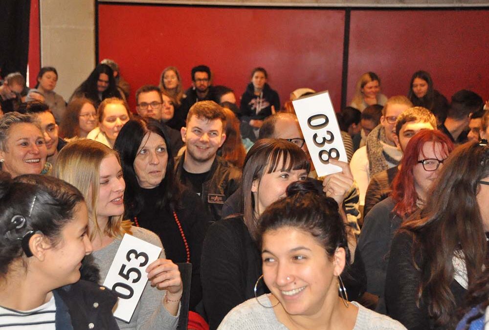 RWB Essen – Kunstauktion 2018 – Es wurde fleißig geboten.