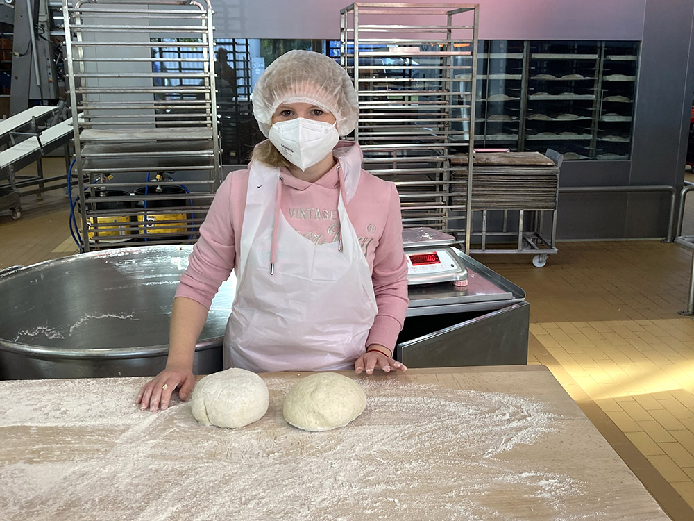 RWB Essen - Betriebsbesichtigung bei Bäcker Peter in Essen - Einblicke in die Produktion der Backwaren