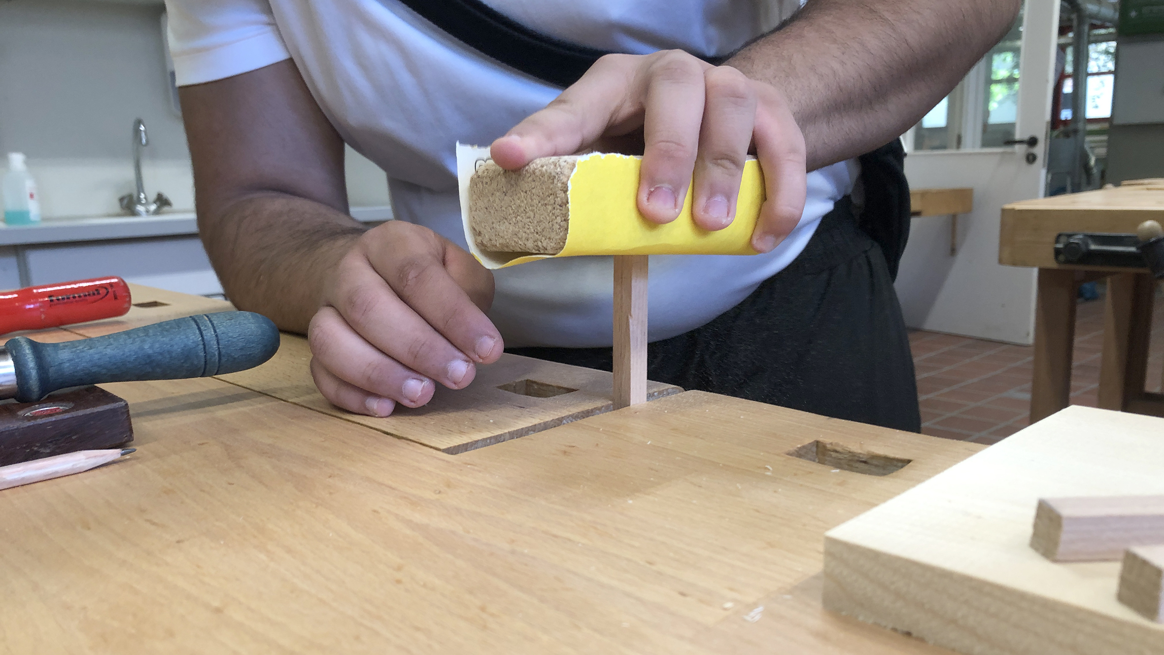 RWB Essen - #OPRA++ - Bilder aus dem Workshop "Holztechnik - Schlüsselanhänger aus Holz selbstgemacht"